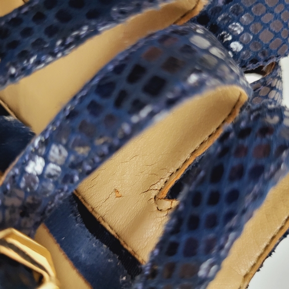 Isola Womens 7.5 Navy Blue Snake Embossed Triple Strap Buckle Open Peep … - Picture 9 of 15